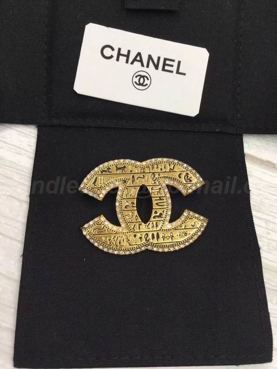 Chanel Brooch 133